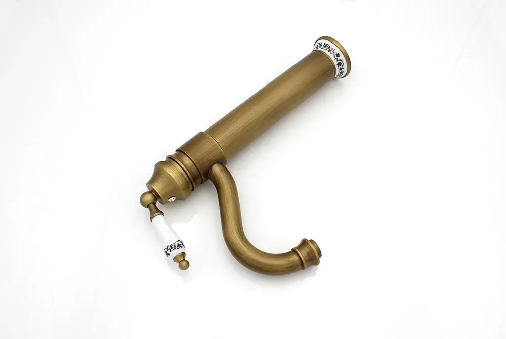 Antique Faucet Bathroom Basin Mixer 360 Rotation Spout Deck Mounted Wash Hot And Cold Water Taps ZR121