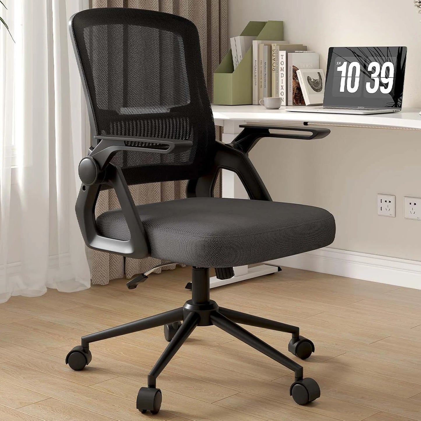 Office Chair with Ergonomic Mesh Flip-Up Arms