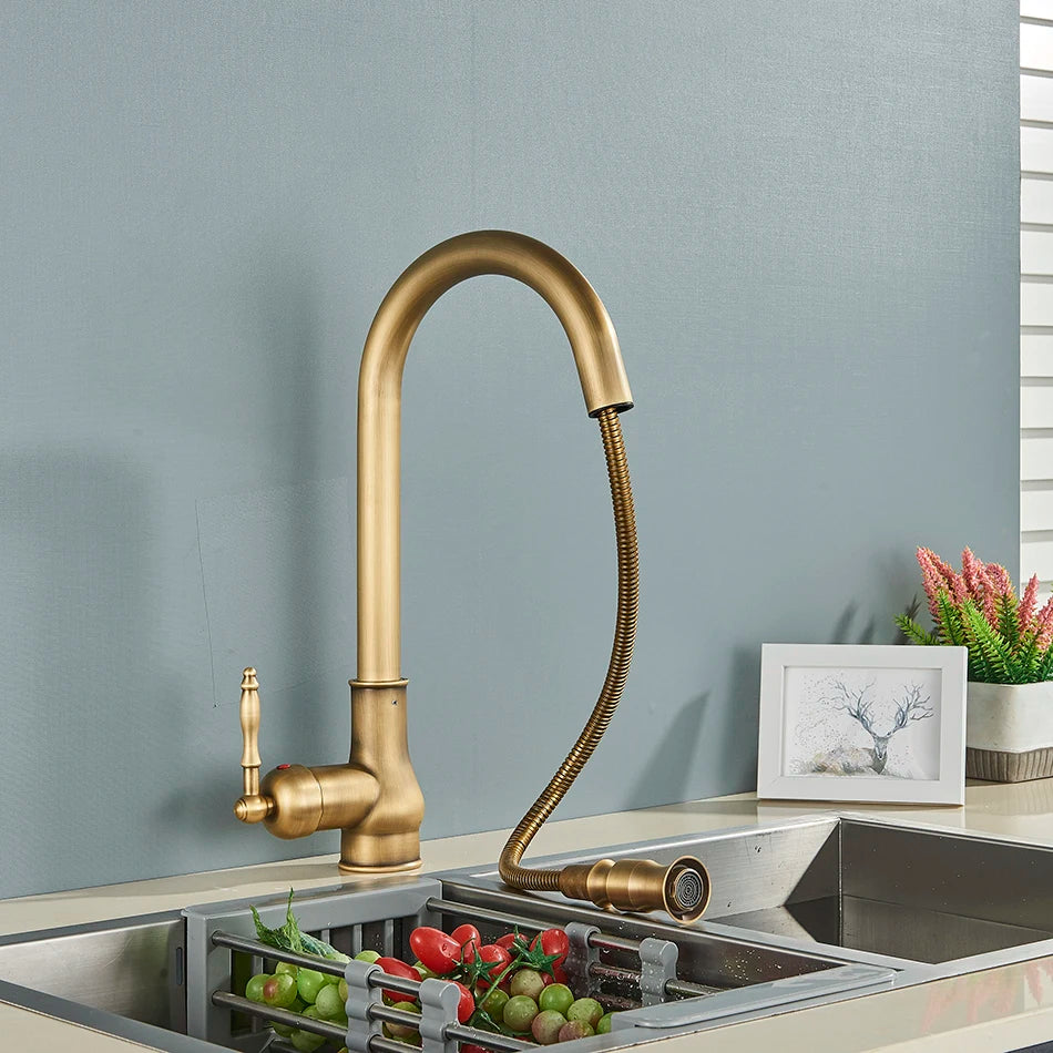 Uythner Antique Brass Kitchen Faucet Pull Out Kitchen Sink Water Taps Single Handle Mixer Tap 360 Rotation Cranes Deck Mounted