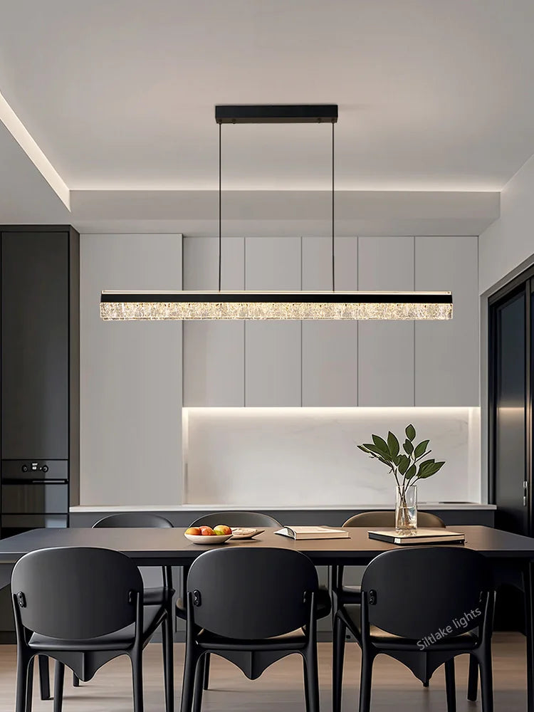 Linear Pendant Lights in Nordic Style