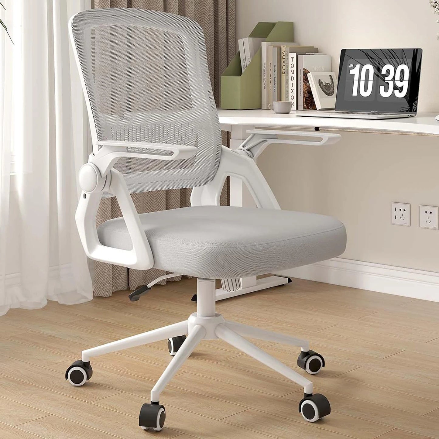 Office Chair with Ergonomic Mesh Flip-Up Arms