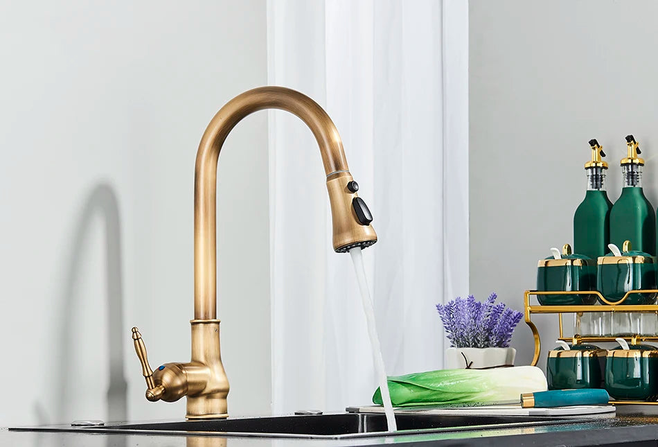 Uythner Antique Brass Kitchen Faucet Pull Out Kitchen Sink Water Taps Single Handle Mixer Tap 360 Rotation Cranes Deck Mounted