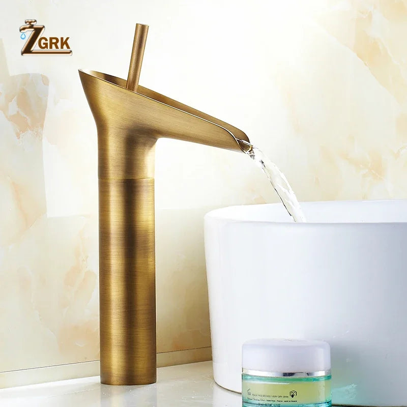 Classic Basin Faucet Antique Style Waterfall Bathroom Faucet Hot and Cold Faucet Bronze Single Hole Goblet Type Water Tap