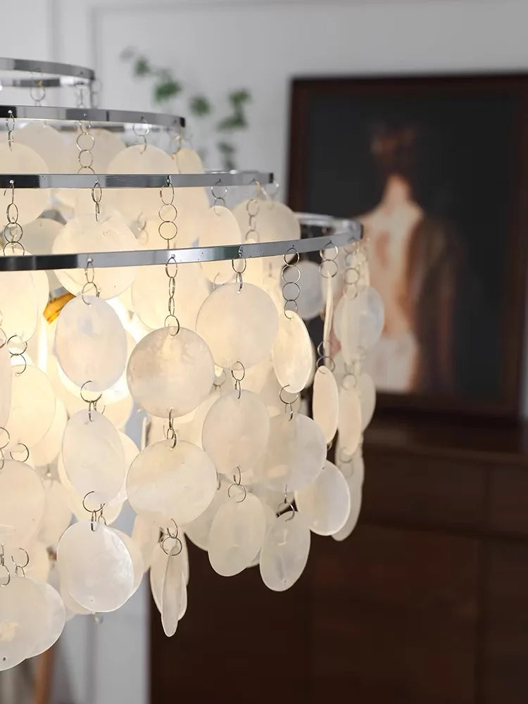 Luxury Shell Chandelier in Gold / Chrome