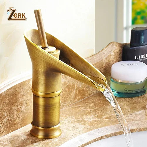Classic Basin Faucet Antique Style Waterfall Bathroom Faucet Hot and Cold Faucet Bronze Single Hole Goblet Type Water Tap