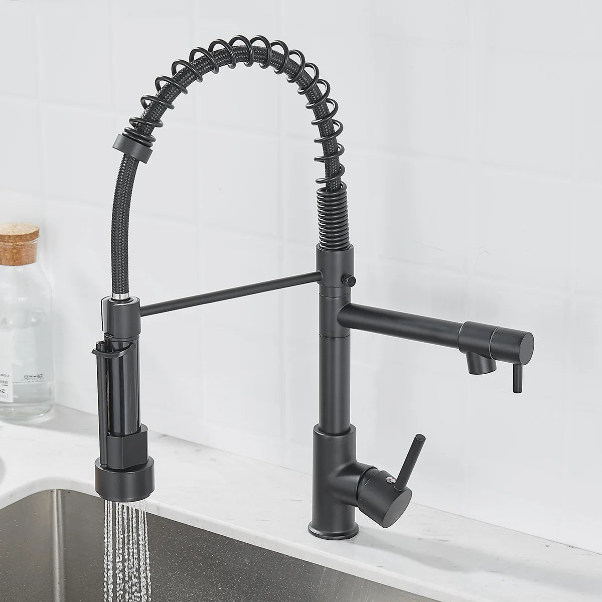 Black and Golden Brass Pulling Kitchen Sink Faucets Dual Outlet Water-Cold Hot Washing Basin Tap Deck Mounted Spring Mixer Taps