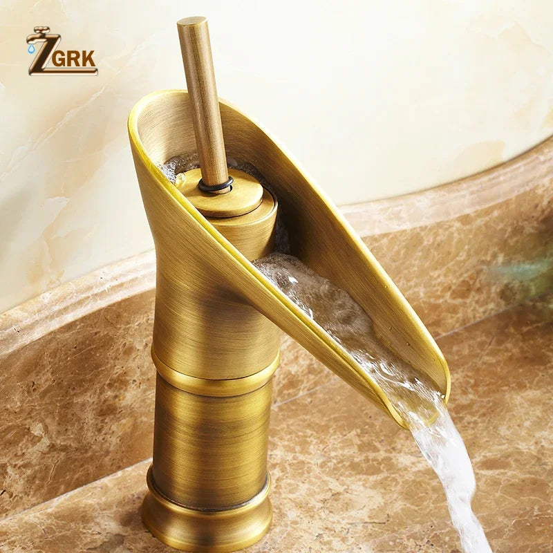 Classic Basin Faucet Antique Style Waterfall Bathroom Faucet Hot and Cold Faucet Bronze Single Hole Goblet Type Water Tap