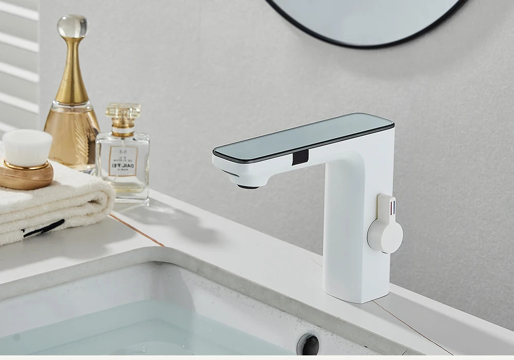 Touchless Sensor Basin Faucet Brass Smart Digital Display Bathroom Sink Faucet Grey Sense Hot Cold Water Mixer Tap Battery Power