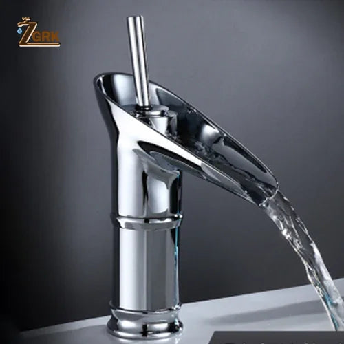 Classic Basin Faucet Antique Style Waterfall Bathroom Faucet Hot and Cold Faucet Bronze Single Hole Goblet Type Water Tap