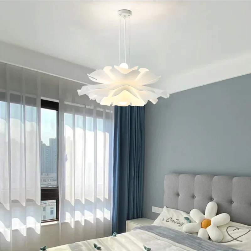 Postmodern Designer Pendant Light White Flower LED Hanging Lamp for Bedroom Restaurant Bar Store Lighting Indoor Petal Decor