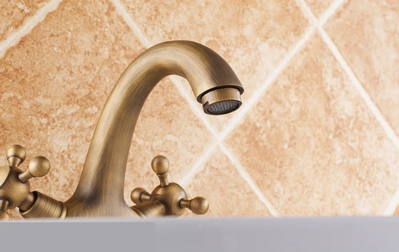 Dual Handle Antique Basin Faucet Hot and Cold Water Crane Bronze Sink Faucet Bathroom Vintage Mixers Taps Gold