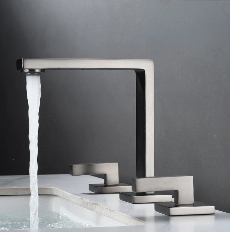 Three Hole Basin Faucet Brass Gun Grey Bathroom Faucet Cold and Hot Water Black Mixer Tap 3 Pieces Bathtub torneiras de cozinha