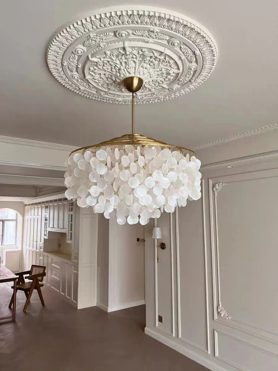 Luxury Shell Chandelier in Gold / Chrome